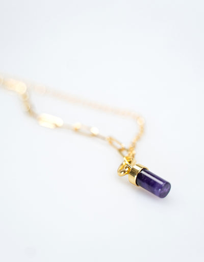 Heilstein Anhänger, Healing crystals, Energy Charms, Energy Charm Set, Amethyst, Mix and Match, Inspiration, Energie, Energy, Energieheilung, Energy healing, moderne Heilstein Anhänger, modern crystal charms, auswechselbar, exchangeable, Gold, Goldschmuck, klassischer Heilstein Schmuck, zeitloser Heilstein Schmuck, moderner Heilstein Schmuck, lila Heilstein, made in Germany, Handarbeit, Nachhaltig, Recycelt